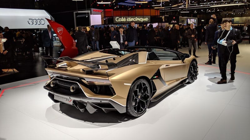 Lamborghini Aventador SVJ Roadster