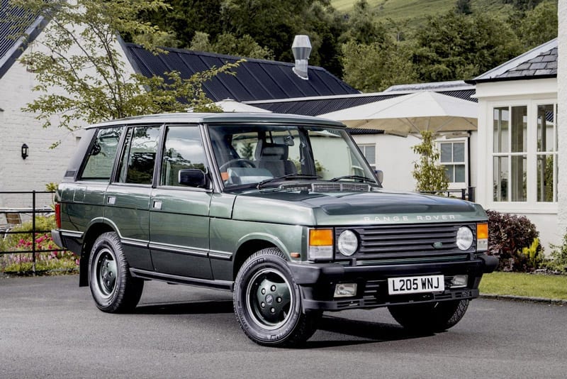 7.Classic_Range_Rover-5dr 1963 Land Rover Series IIA pickup-type - Courtesy of Wikipedia