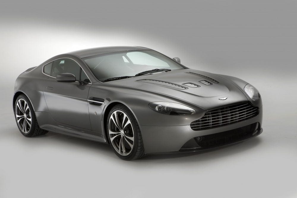 Aston-Martin-V12-Vantage Aston Martin V12 Vantage