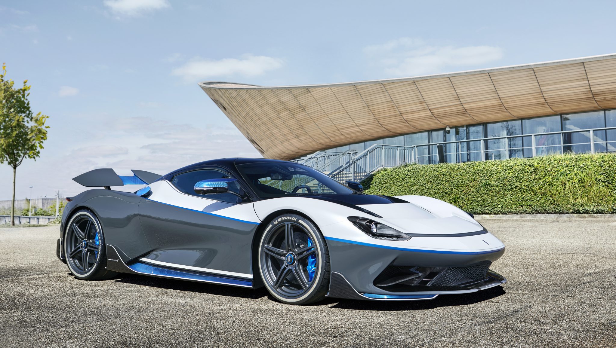 BattistaLuxuryHyperGT2 Guide to buying a Ferrari