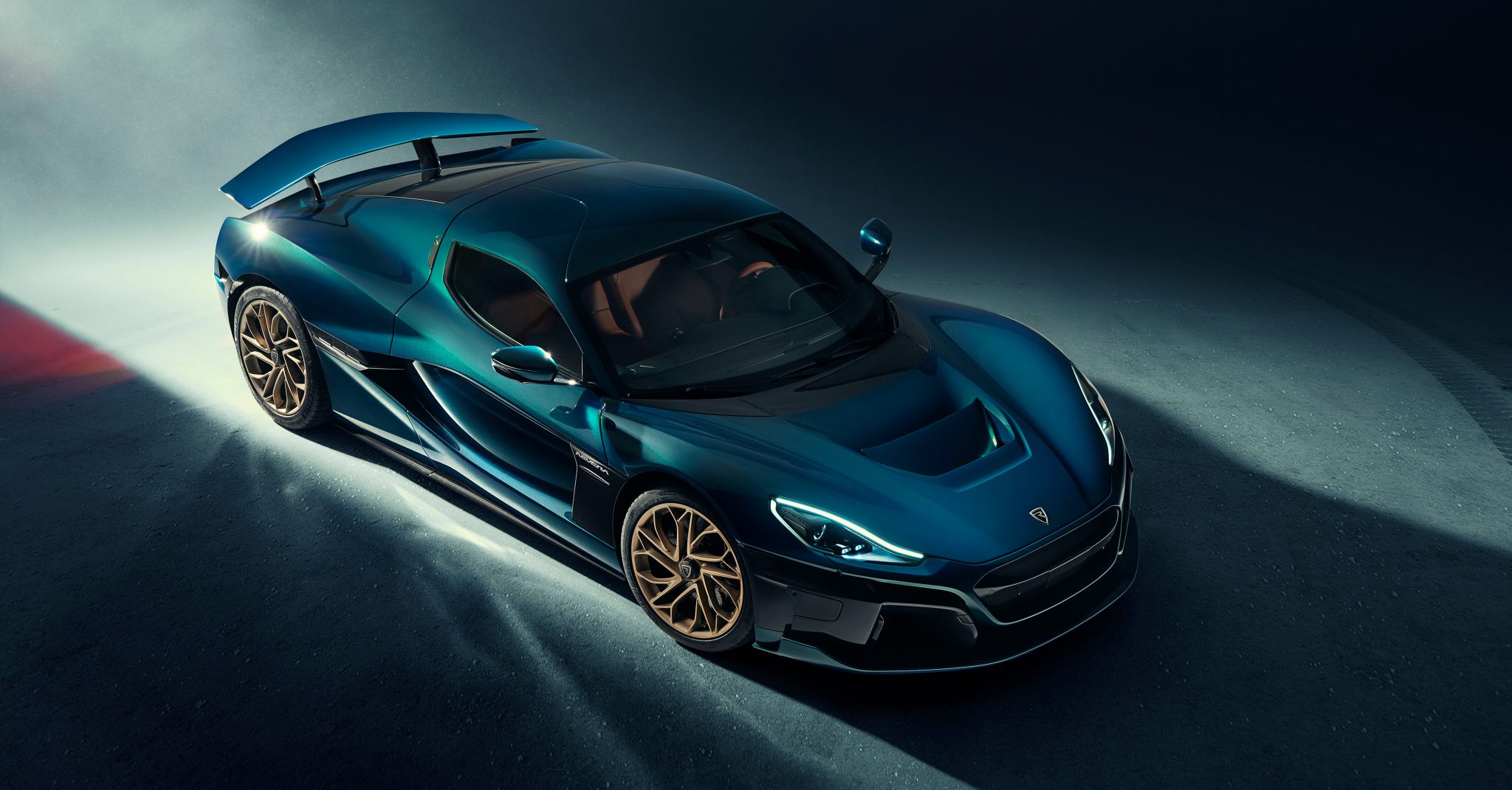 RIMAC_NEVERA_FRONT_HIGH_cut4 Luxury Electric Cars