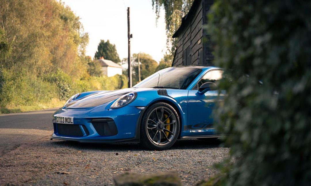 featured-article-porsche Guide to buying a Porsche